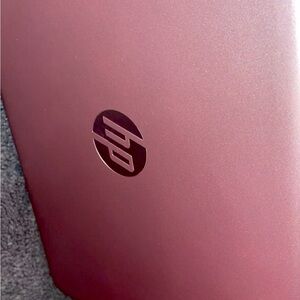 Hp laptop (pink)